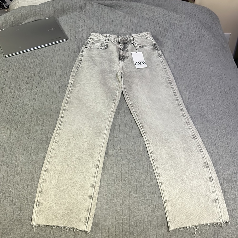 Zara straight fit pants size 2